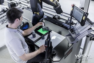 為員工而生 博世4.0工作臺(tái)，人機(jī)協(xié)作新紀(jì)元